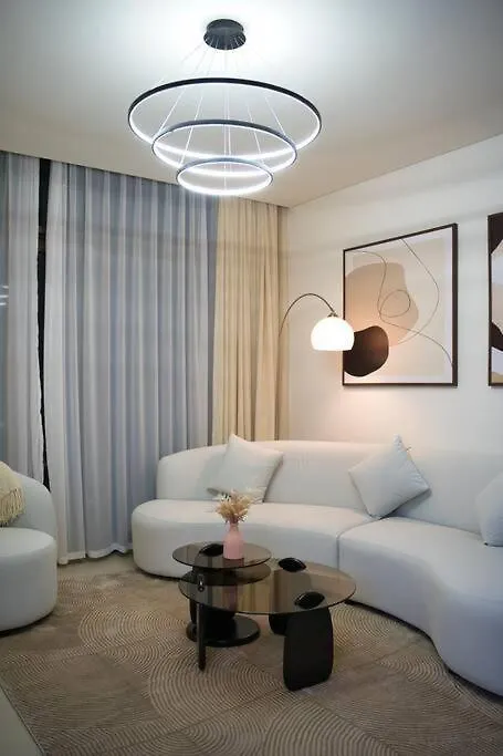 Comfy 2Br Apartment In Downtown. Dubai