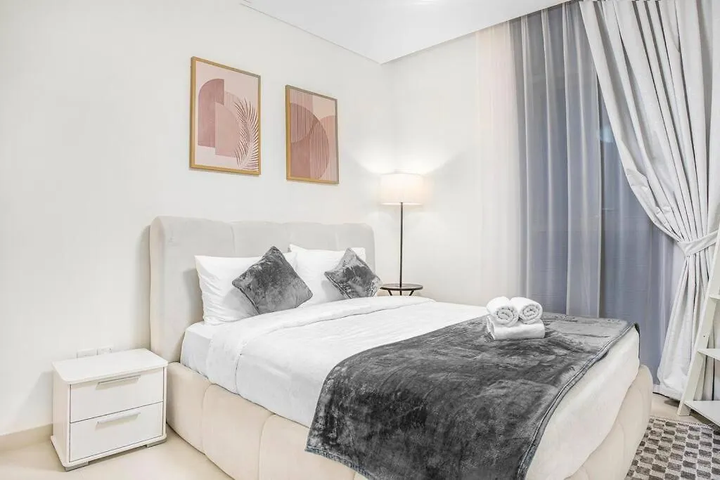 Comfy 2Br Apartment In Downtown. Dubai 0*,